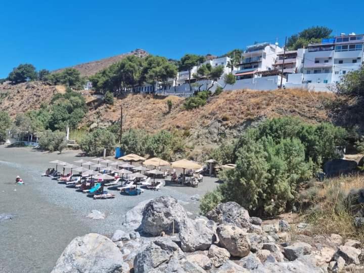Panormos  Kalymnos Platy Gialos Mousellis Makis Apartments מראה חיצוני תמונה