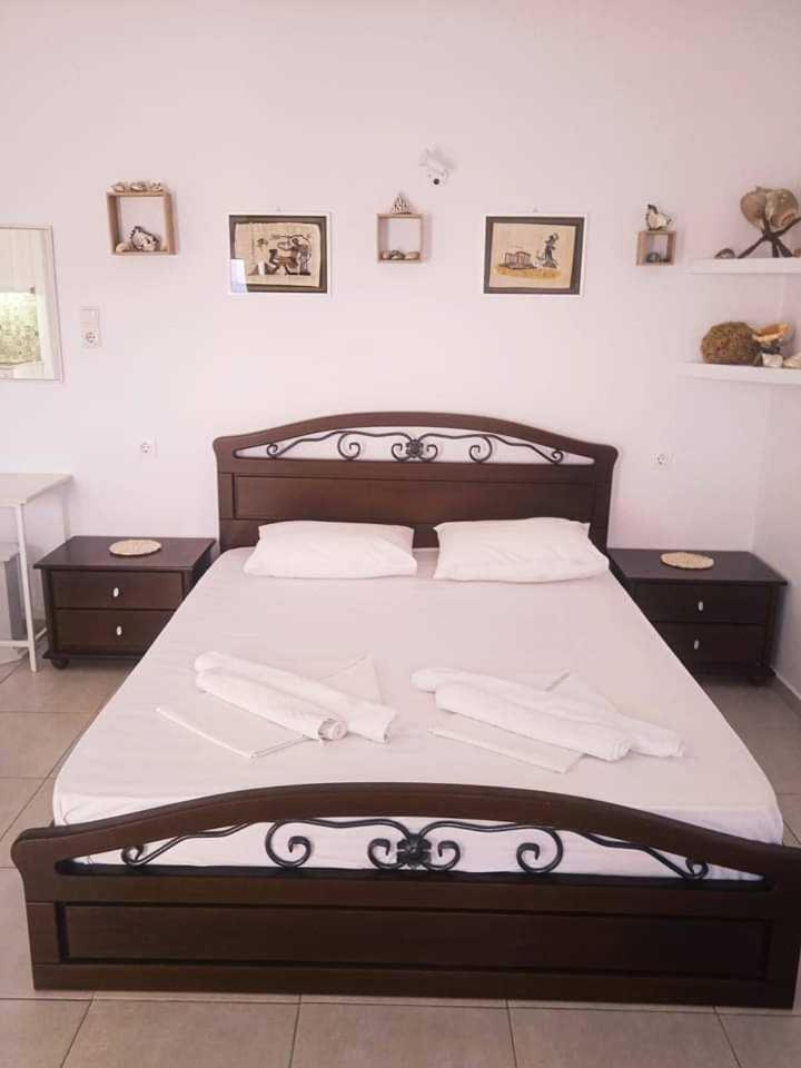 Panormos  Kalymnos Platy Gialos Mousellis Makis Apartments מראה חיצוני תמונה